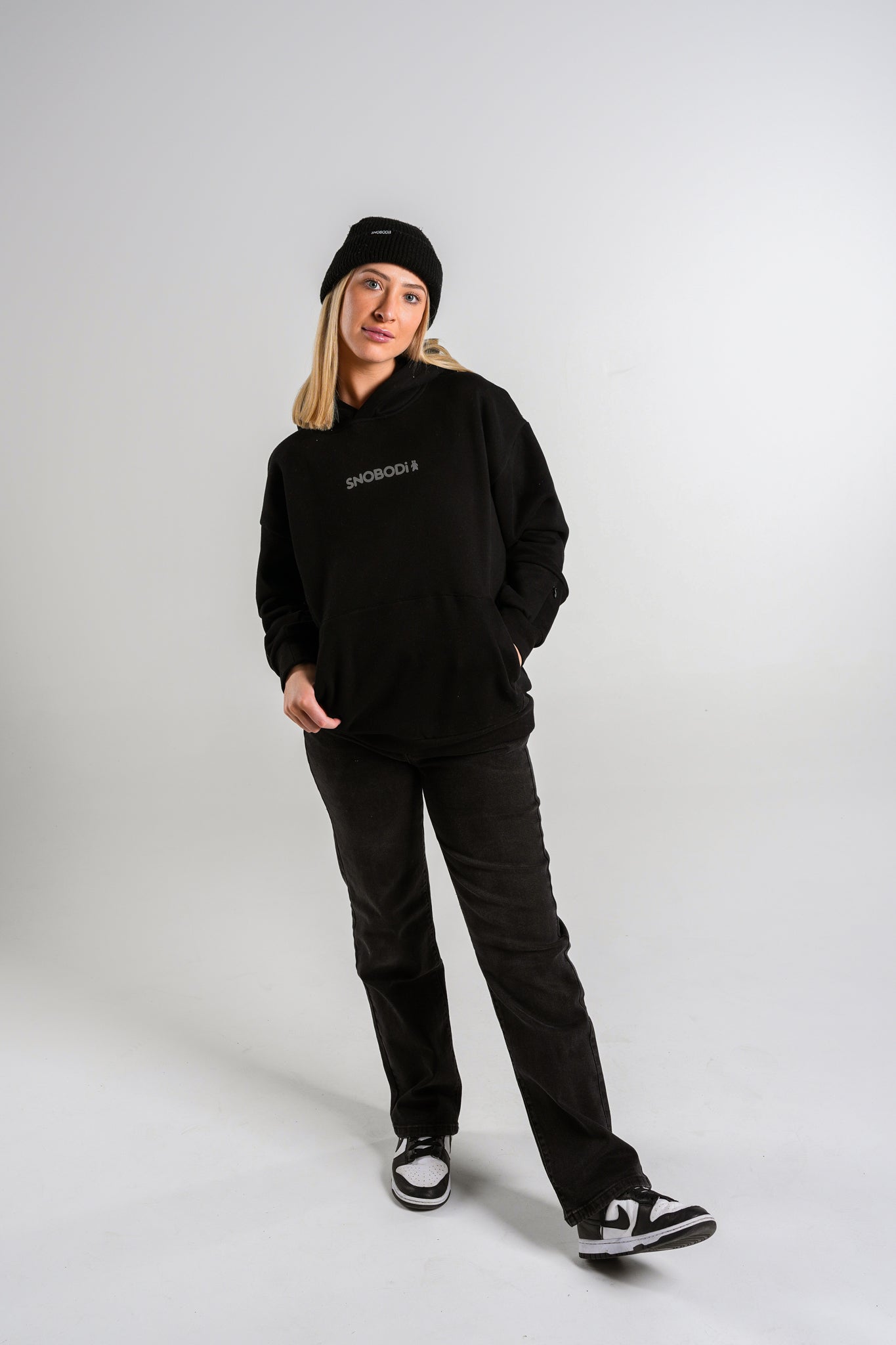 Venture Hoodie - Black