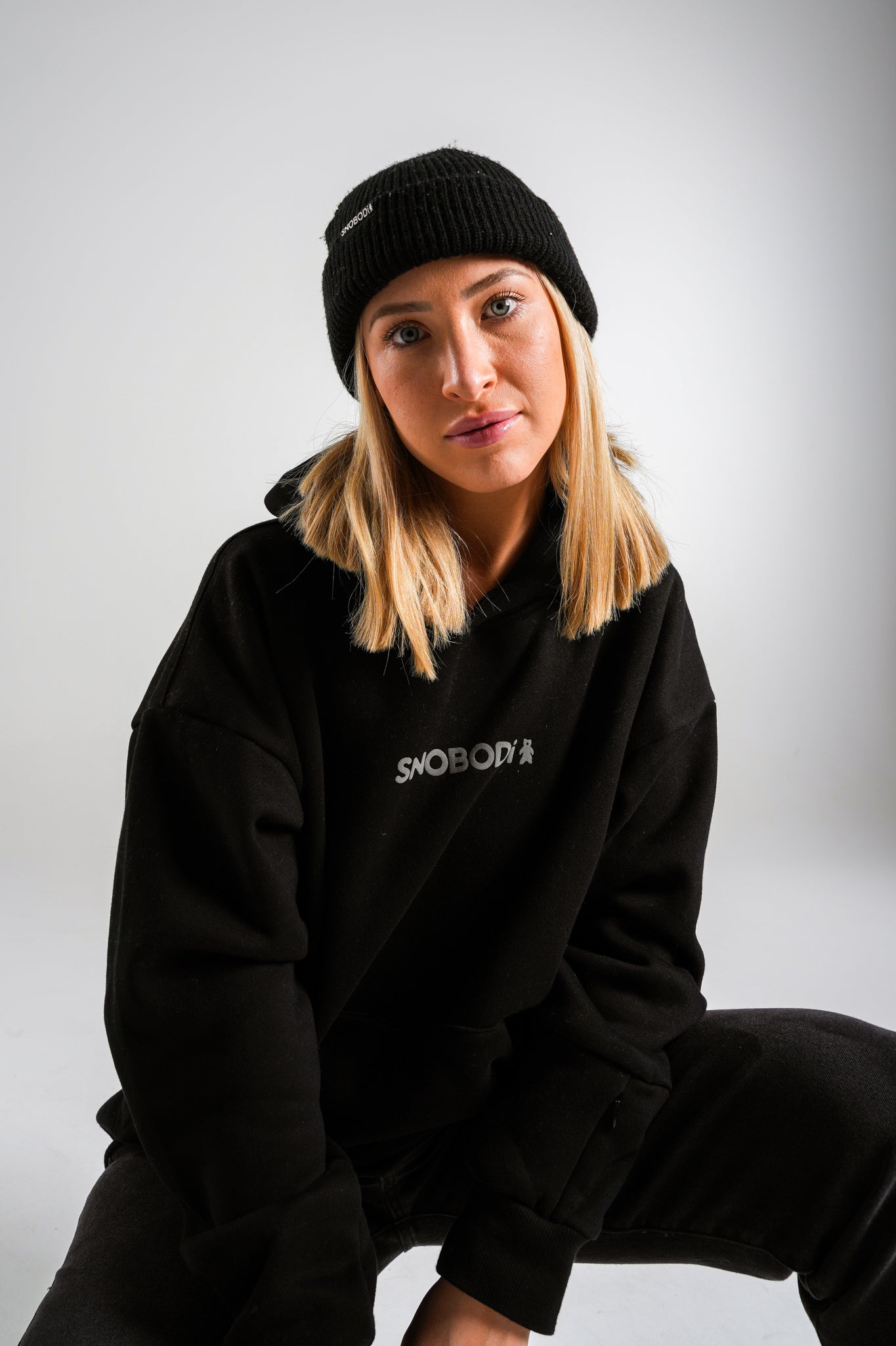 Venture Hoodie - Black