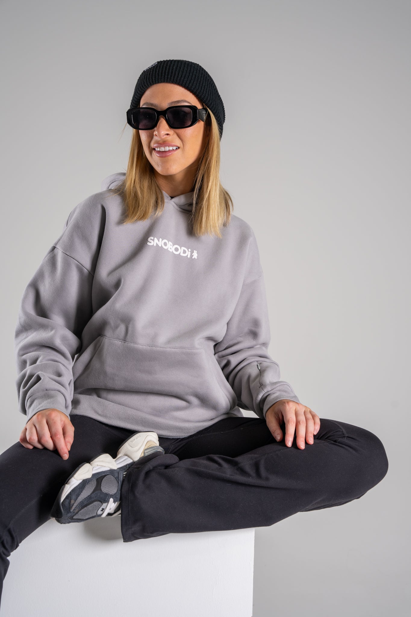 Venture Hoodie - Light Grey