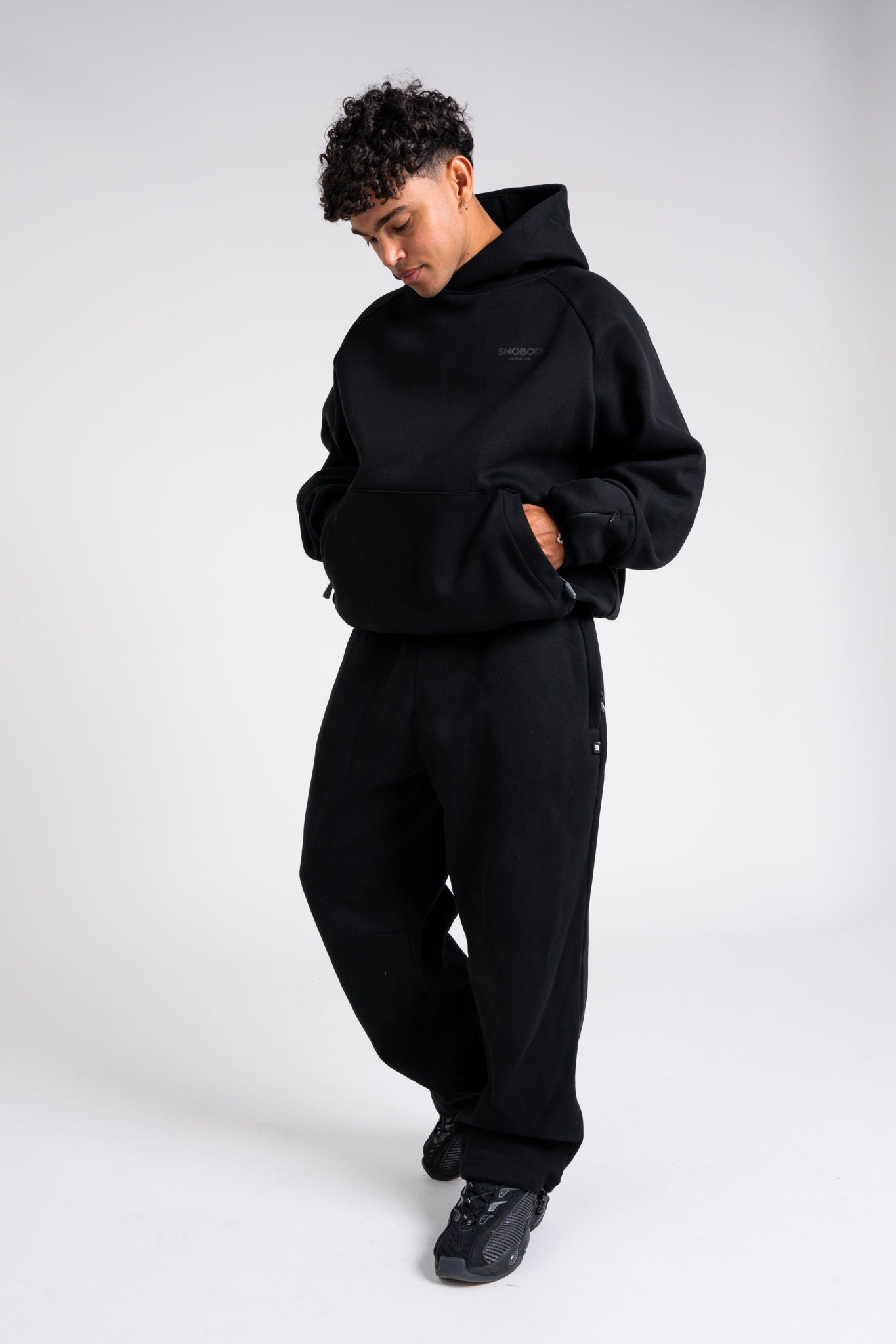 Offline Trackies - Black