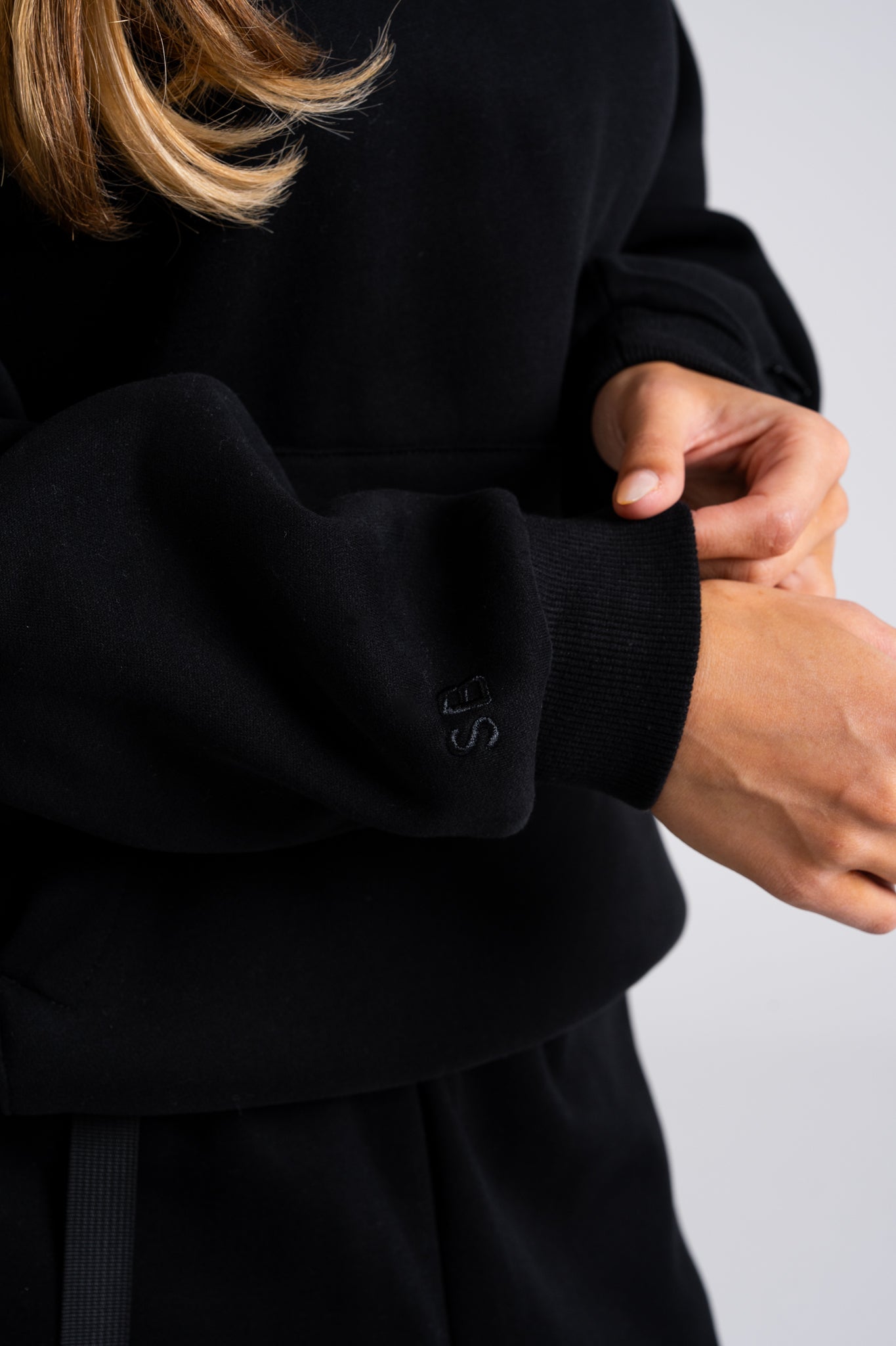 Offline Hoodie - Black